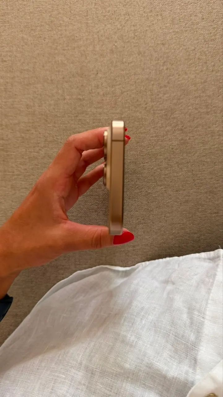 iPhone 16 pro 256gb dourado - Foto 3