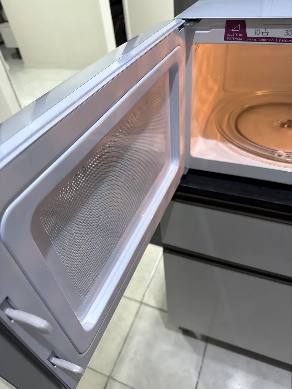 Micro-ondas Electrolux 34L - Foto 3