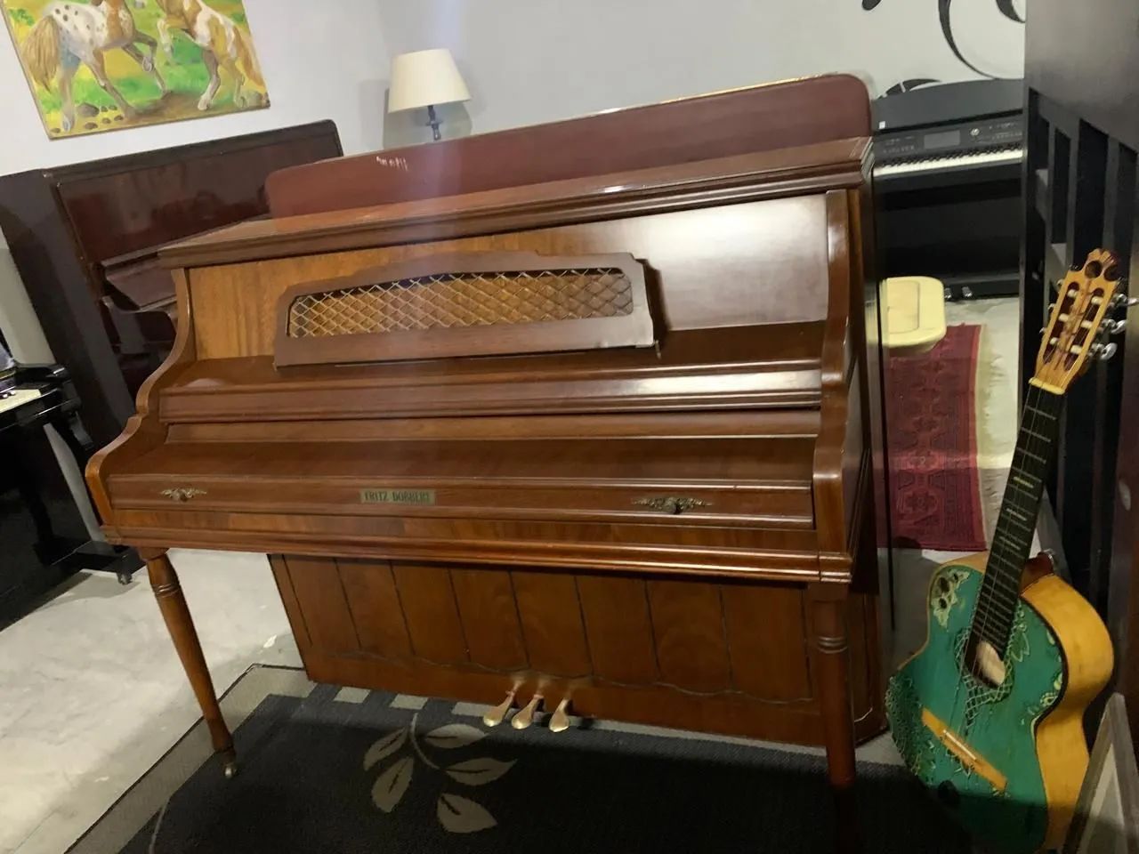 Piano seminovo Fritz Dobbert 126 preto  clássico  ou Fritz colonial, escolha  - Foto 4