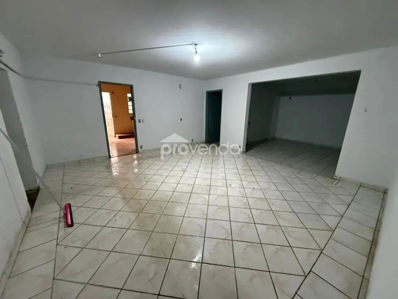 IMÓVEL COMERCIAL DE 677,00, SETOR OESTE. - Foto 5