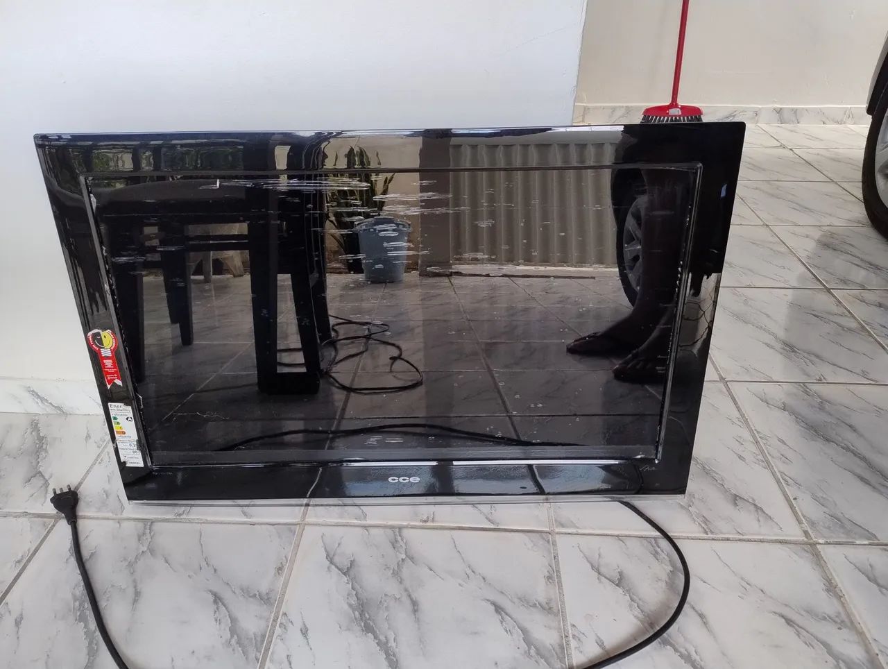Tv com defeito, não liga.402624716829501440