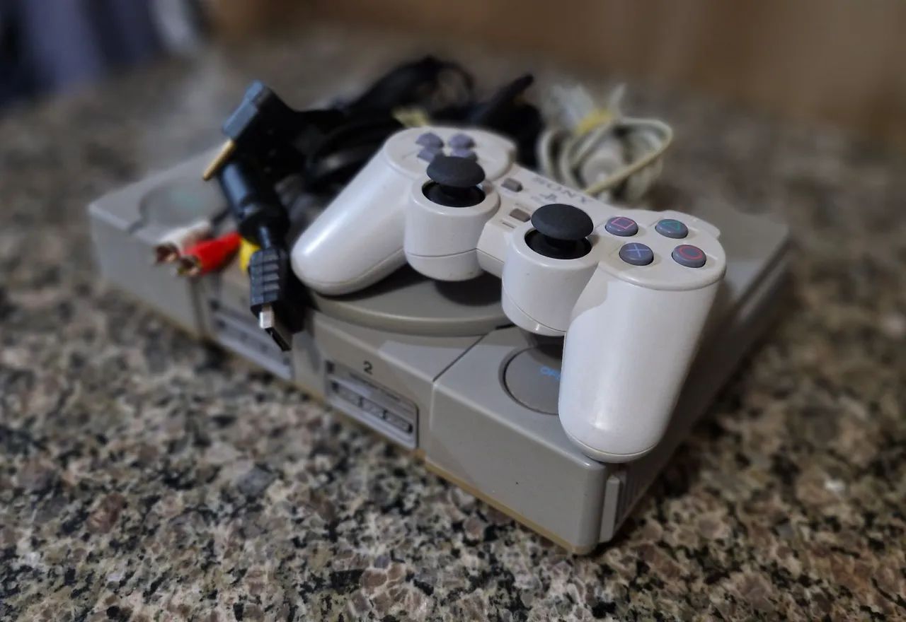 PS 1 FAT desbl0que4d0 Leitor 100%
