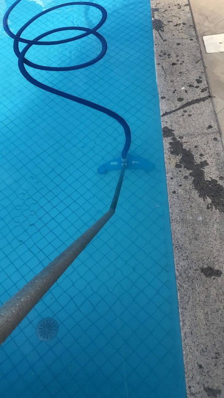 Limpeza e tratamentos de piscinas  - Foto 2