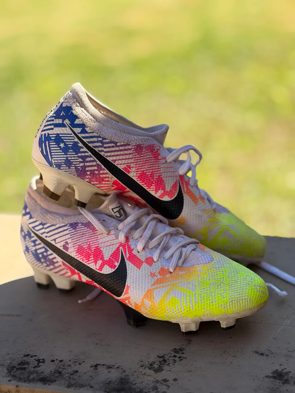 nike hypervenom neymar