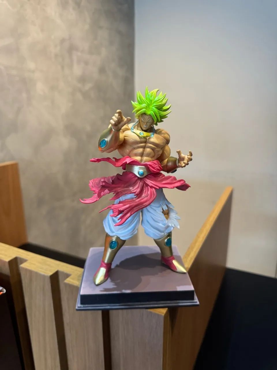 Edition figure Broly Super Saiyan - Foto 3