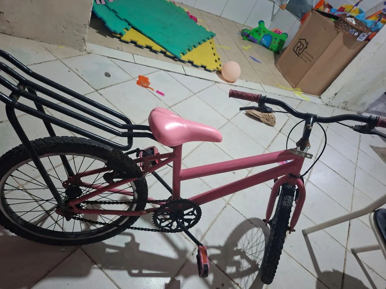 Bicicleta aro 20 Rosa seminova 