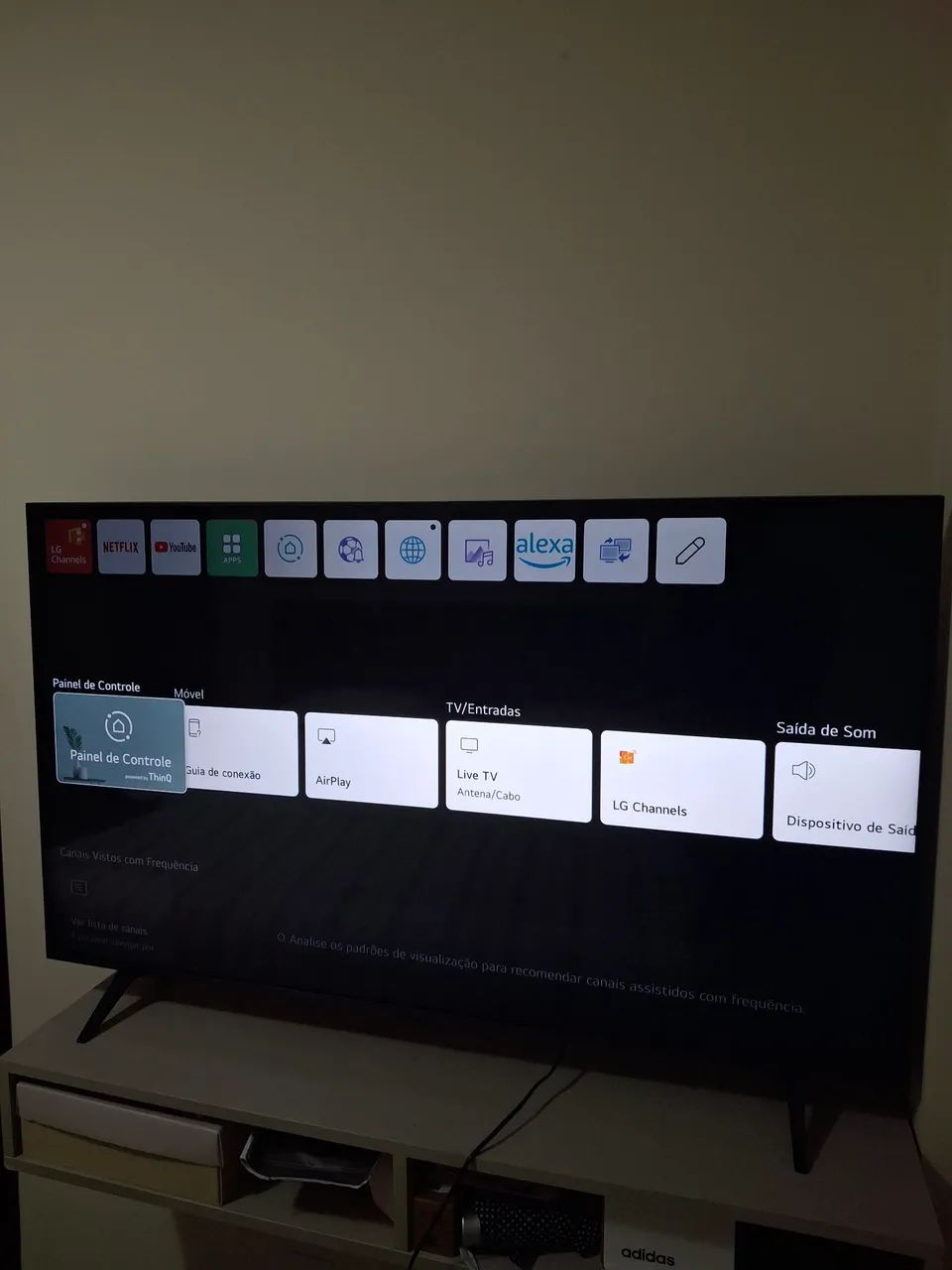 Smart TV LG 55 POLEGADAS 4K UHD 55UP7750PSB- INTELIGÊNCIA ARTIFICIAL/ThinkQ AI - Semi nova - Foto 3