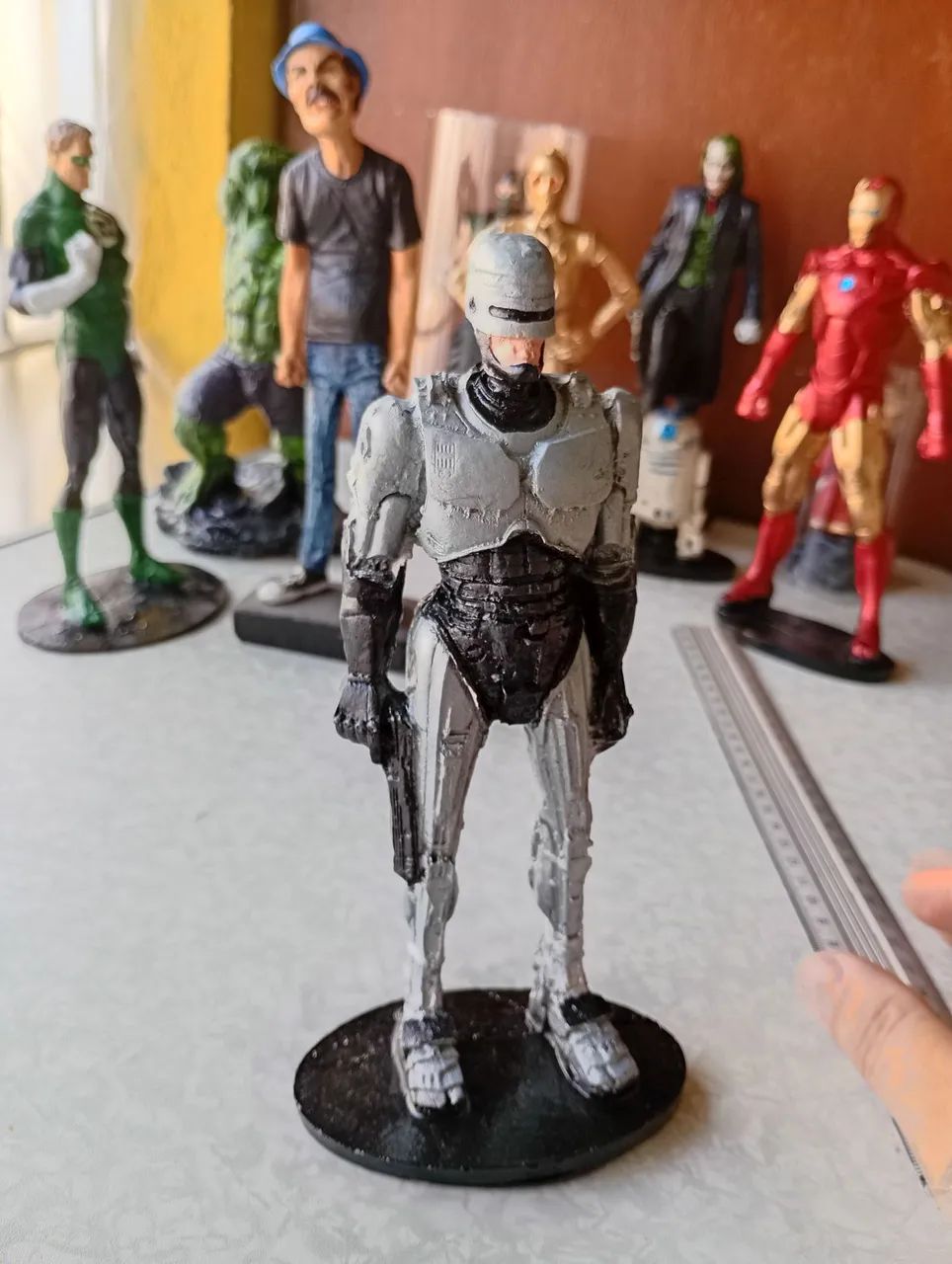 Figuras em resina colecionador  - Foto 4