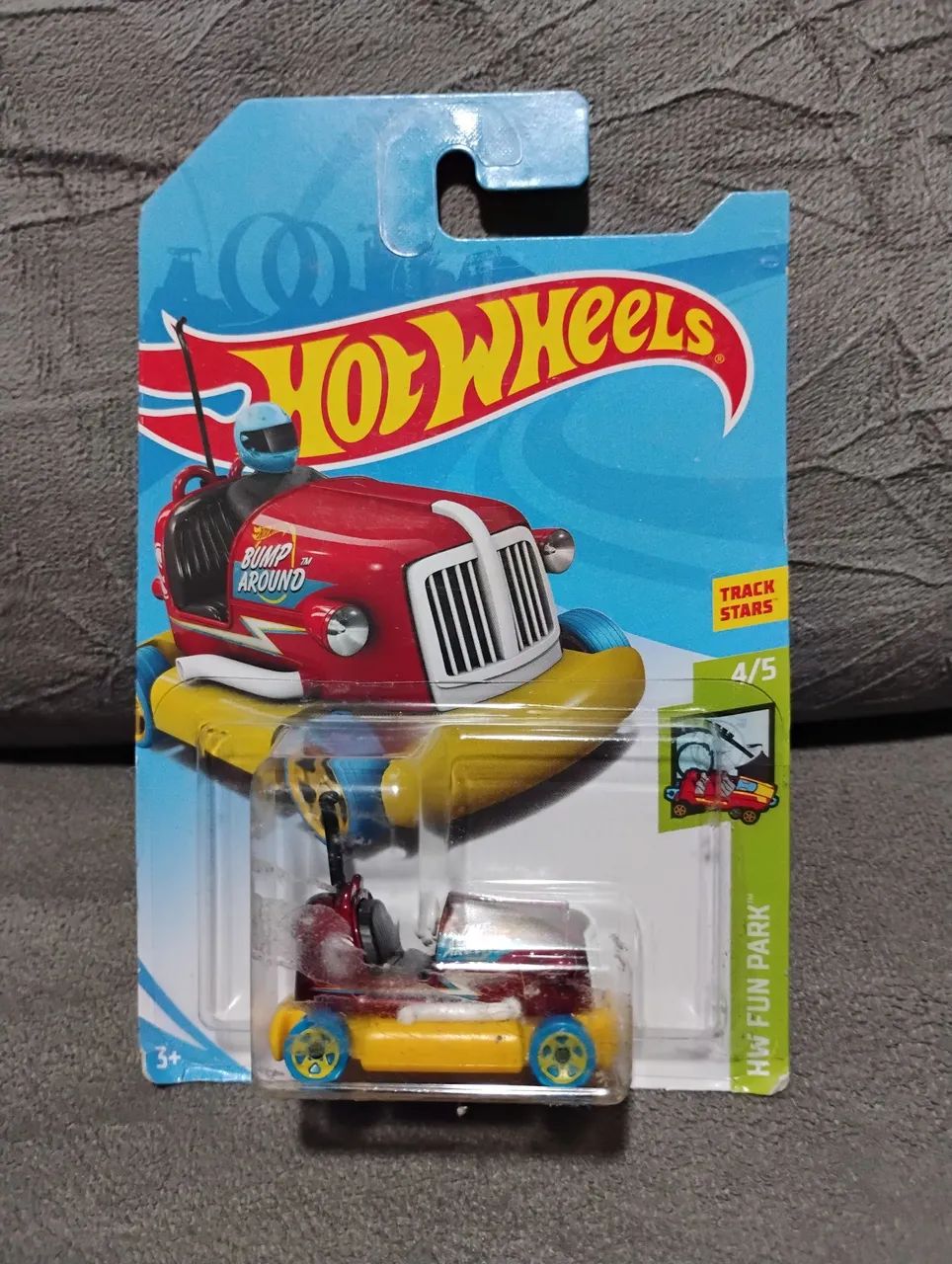 Hot Wheels Bump Around
