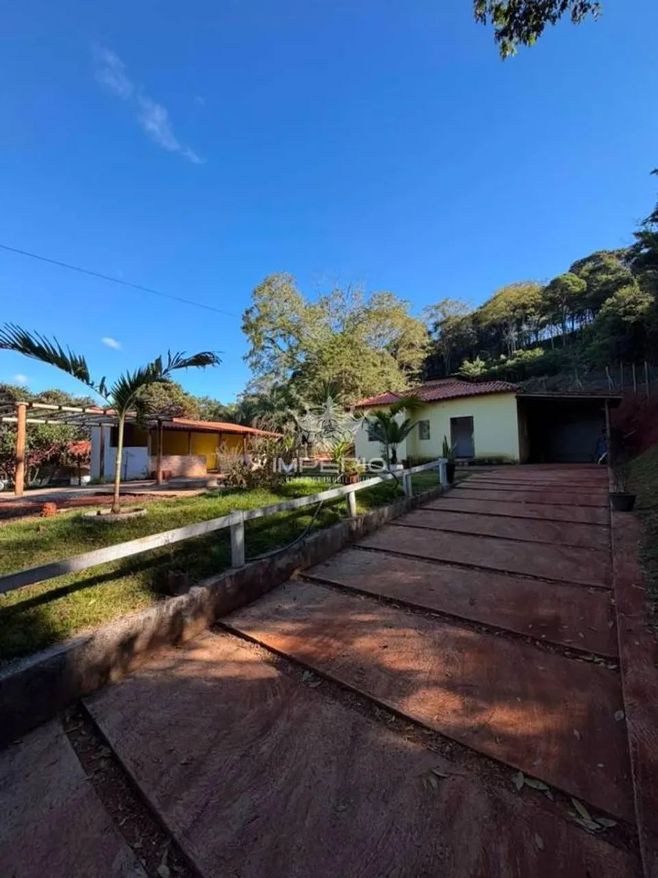 Sítio à Venda em Itatiaiuçu 3.100 M²