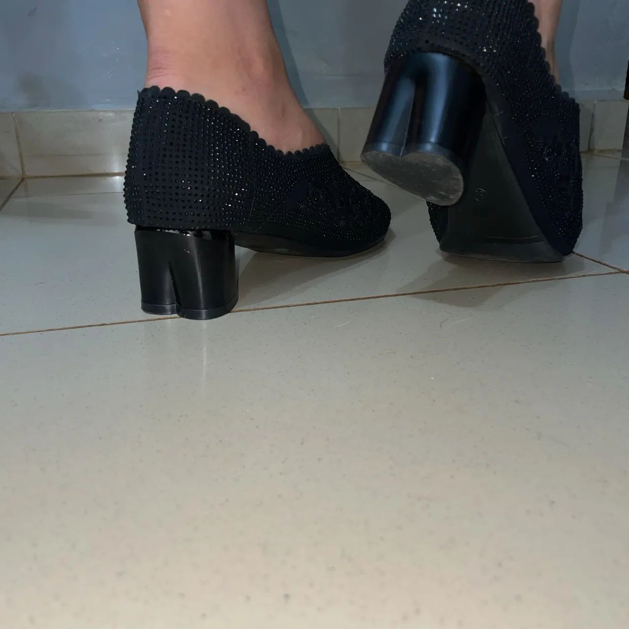 Sapato preto elegante número 35 - Foto 5