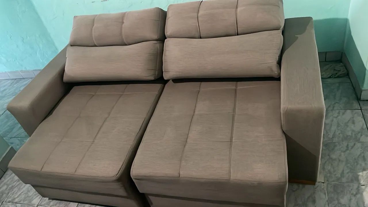 Vende-se sofá retrátil 