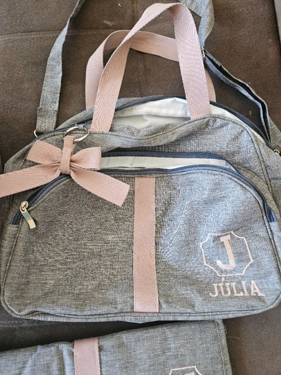 Kit bolsa/mala maternidade personalizado Júlia  - Foto 3