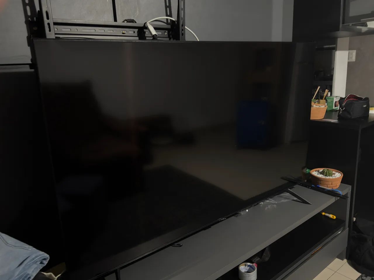 Vendo TV Samsung crystal 65 polegadas 4k - Foto 2