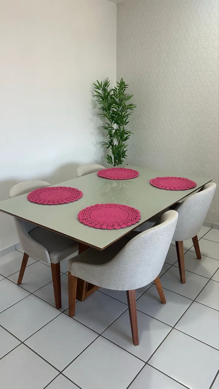 Conjunto de mesa com 4 cadeiras (madeira) - Foto 4