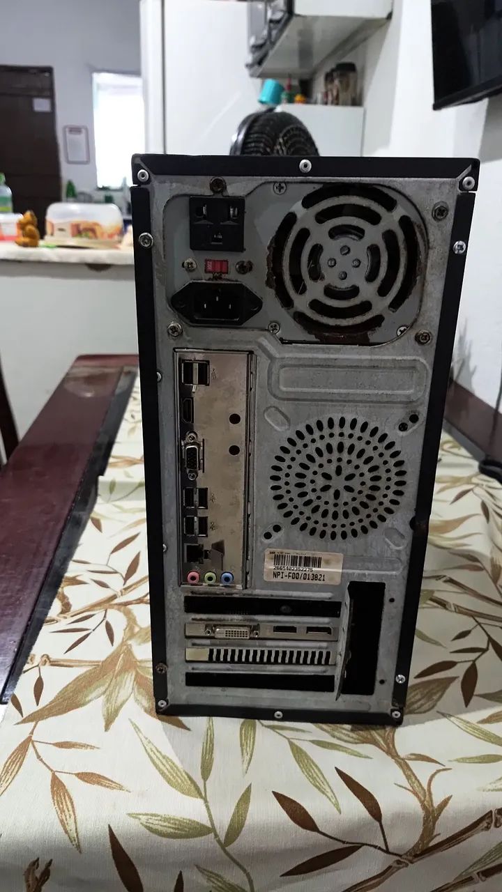 CPU + Teclado e caixinha de som - Foto 3