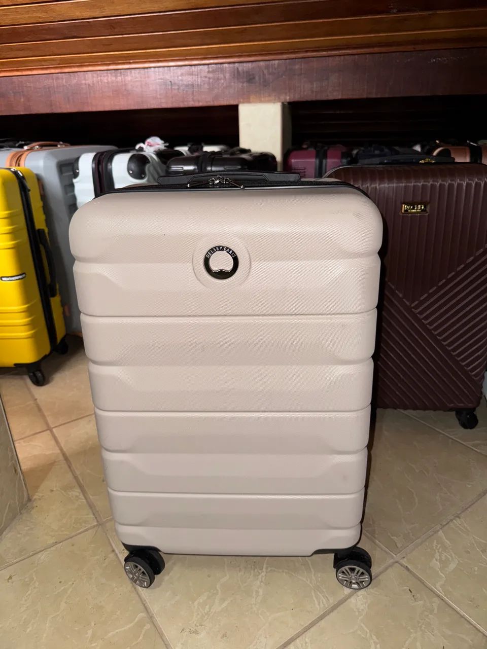 Mala de viagem DELSEY PARIS IMPORTADA usada 1x praticamente nova de 23kg 