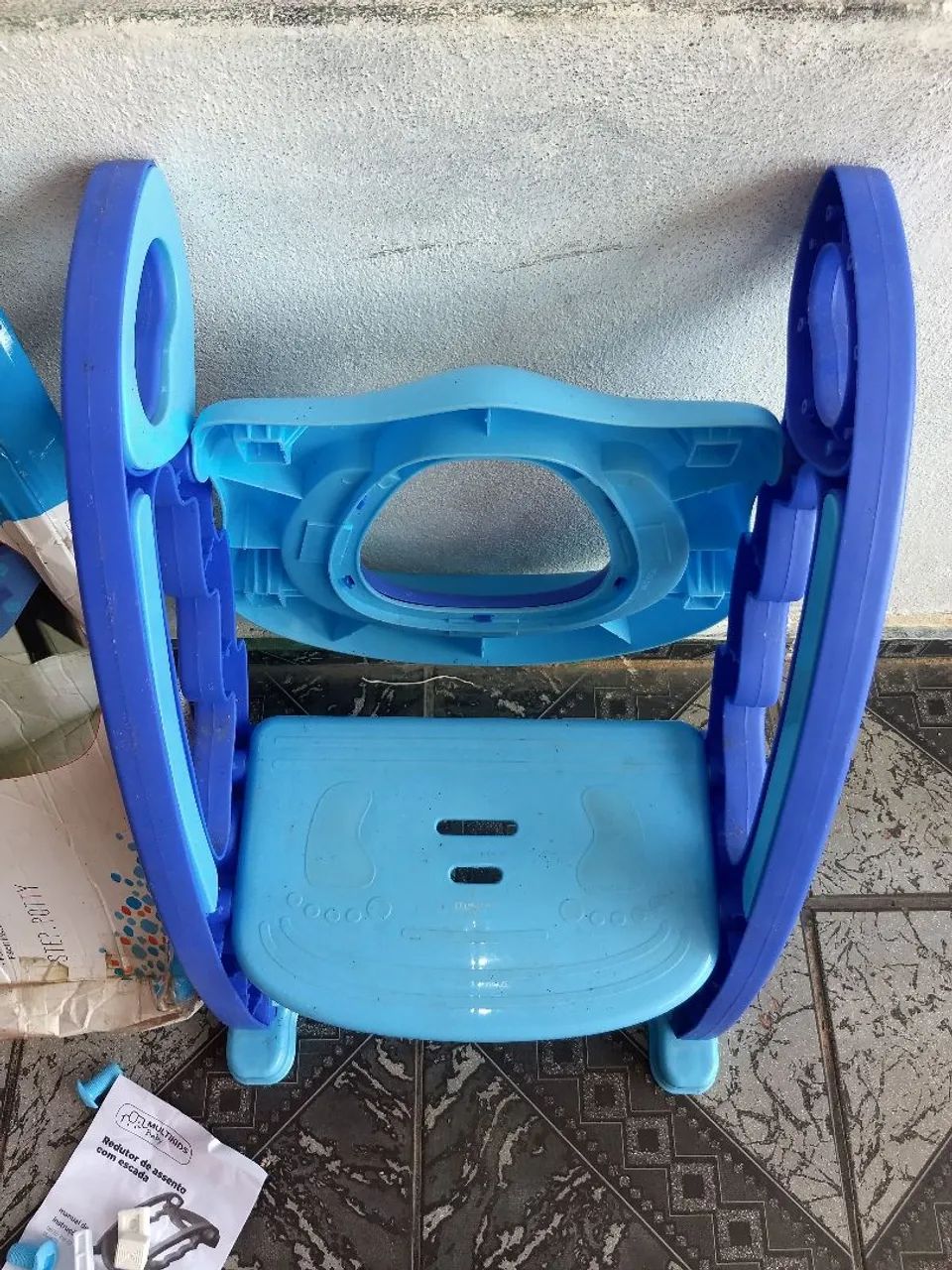 Vendo assento infantil com escada  - Foto 2