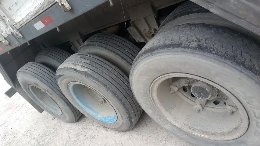 CARRETA GRANELEIRO GUERRA ANO 1991 12,45M - Foto 6