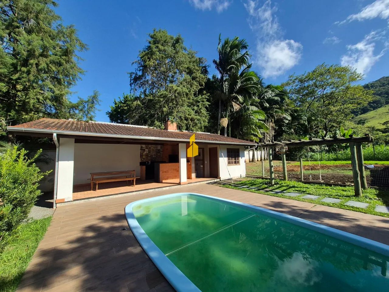 Casa com espaço para cavalos em Pomerode-SC - Foto 2
