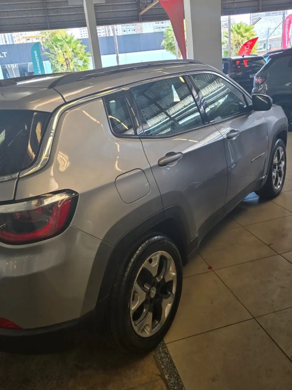 Jeep Compass Longitude 2.0 4X2 Flex 16V Aut. 2019 - Foto 4