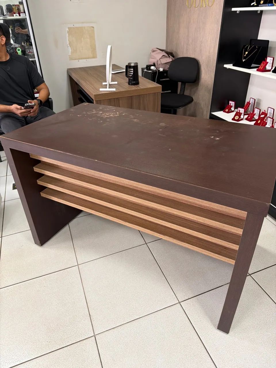 MESA DE ESCRITÓRIO 