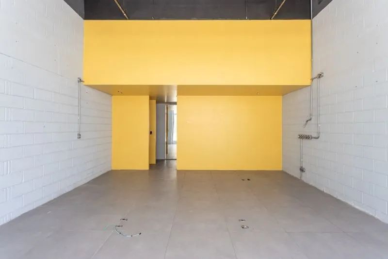 Ponto Comercial/Loja para Alugar no Bairro Praia de Belas com 52 m² disponíveis. - Foto 9