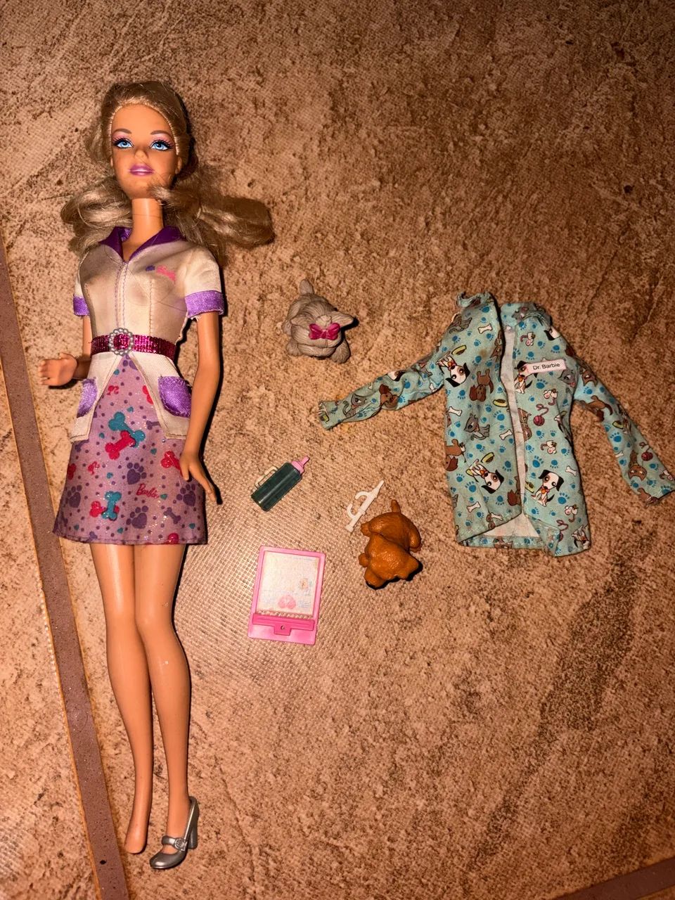 Barbie veterinária  - Foto 2