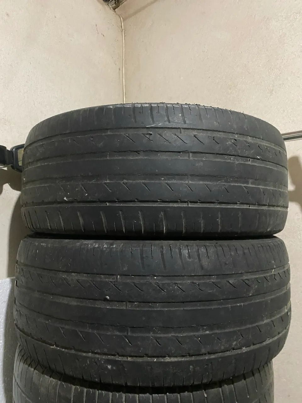 Par de pneus 225/50/17