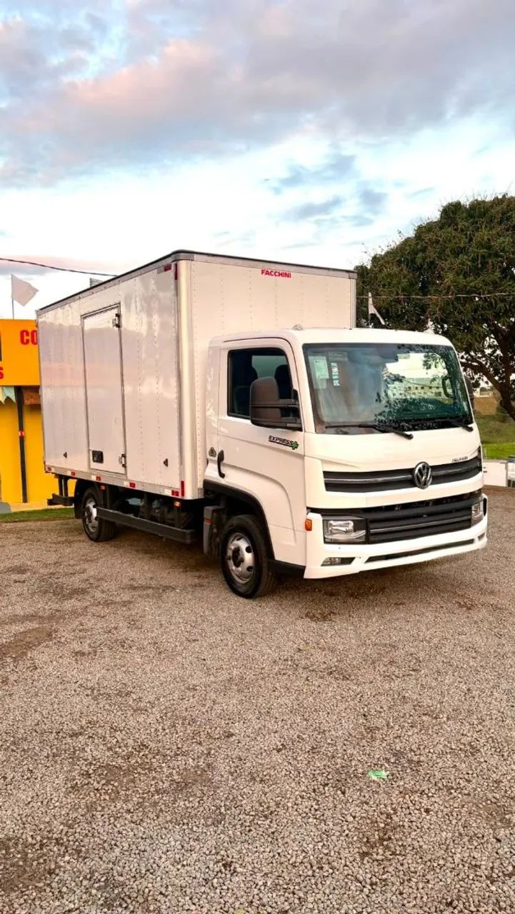 VW EXPRESS 2023 BAÚ - EXCLUSIVIDADE 