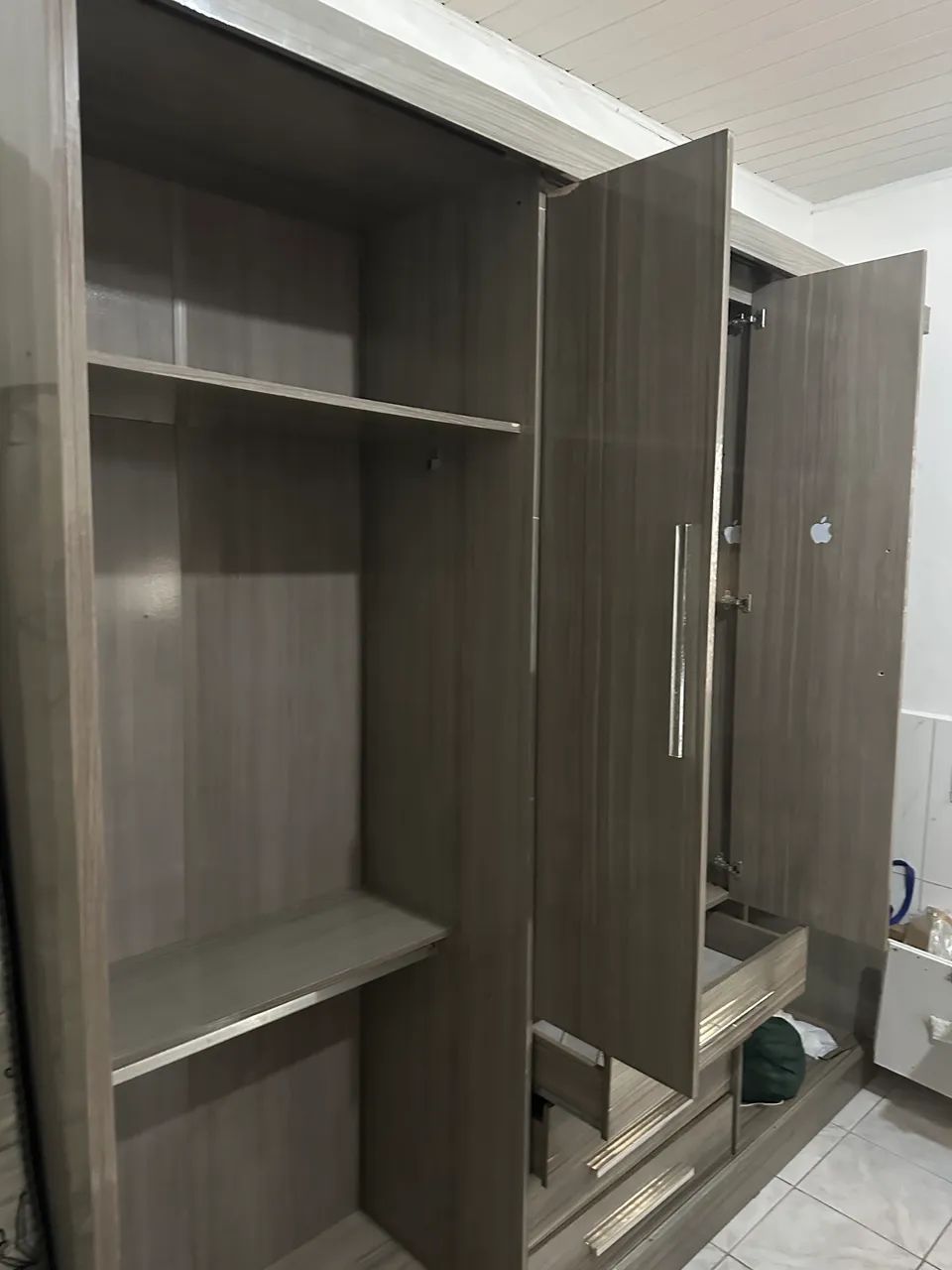 Guarda roupa casal  - Foto 3