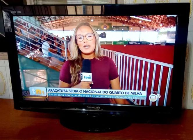 TV Panasonic LCD (42 polegadas)