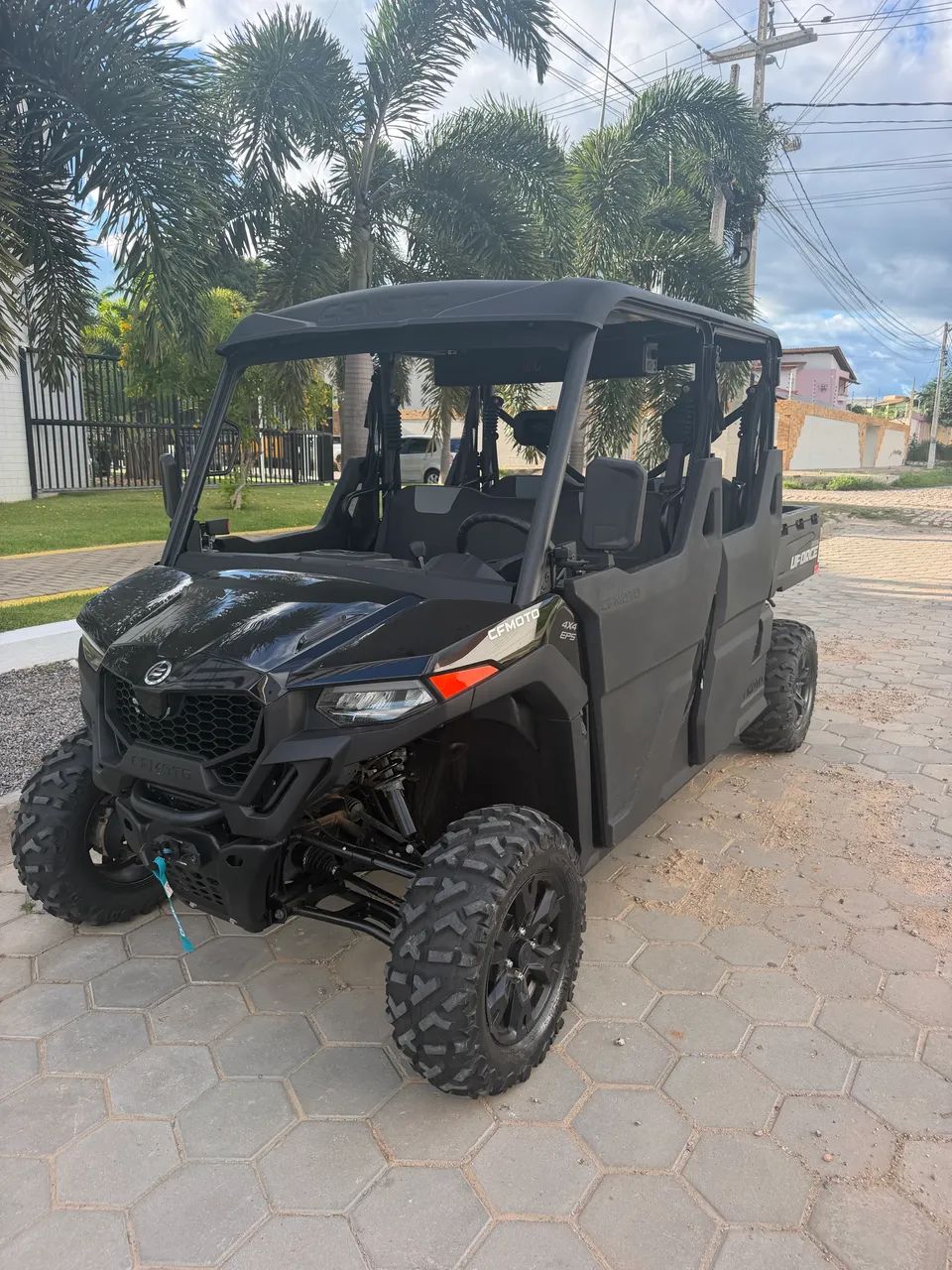 CFMOTO UFORCE 800 XL  - Foto 2
