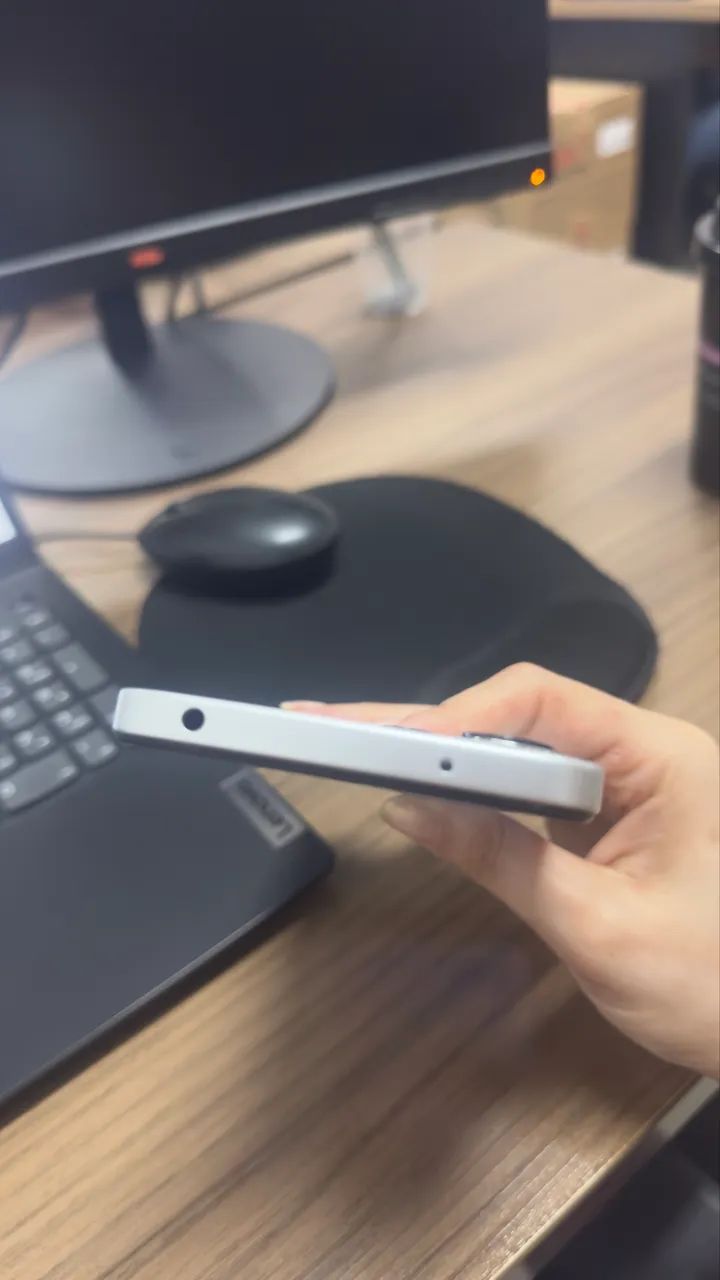 Vende se celular XIAOMI  REDMI 12 - Foto 3