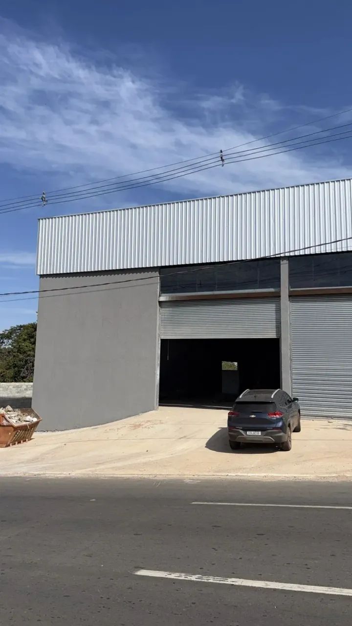 Cortes Imobiliária aluga Ótimo Galpão, Chácaras São Pedro - Aparecida de Goiânia - GO - Foto 2