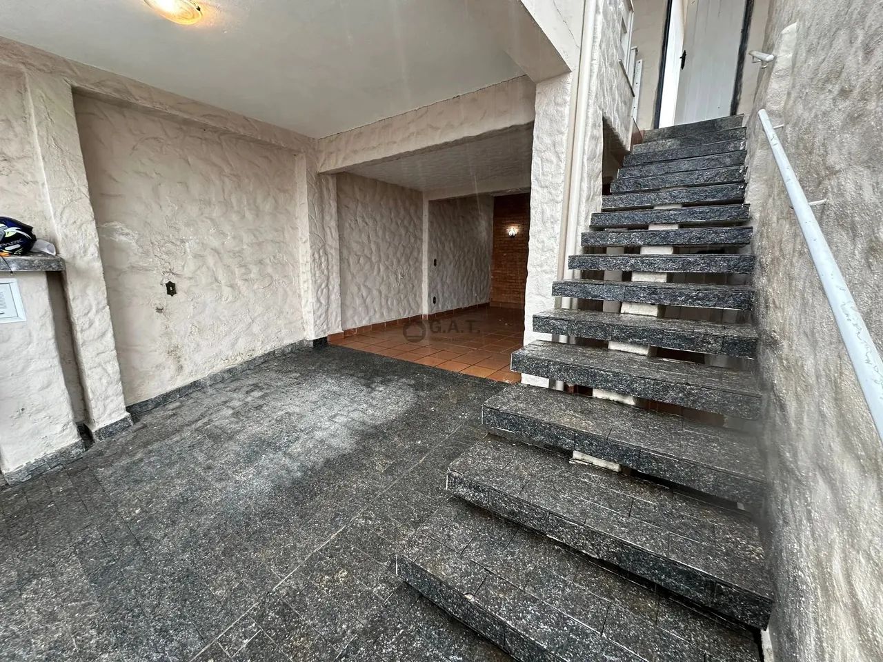 Casa para alugar em Sorocaba-SP, Jardim Sorocabano: 2 quartos, 1 suite, 1 sala, 1 banheiro - Foto 2