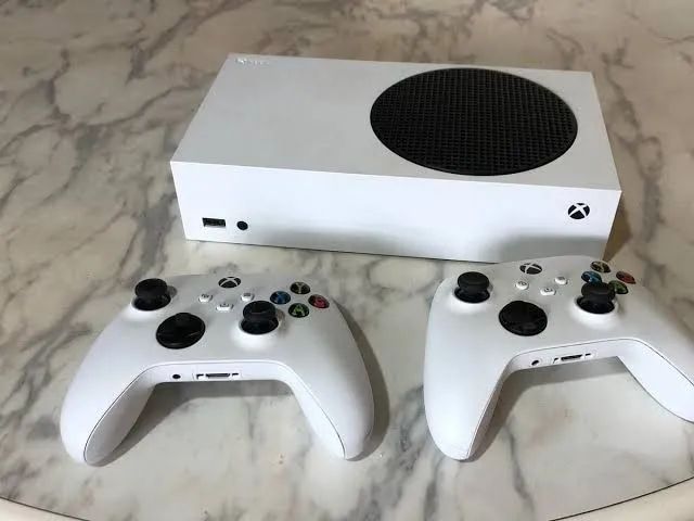 Xbox Series S 512GB SSD COMPLETO (Aceito Cartão)