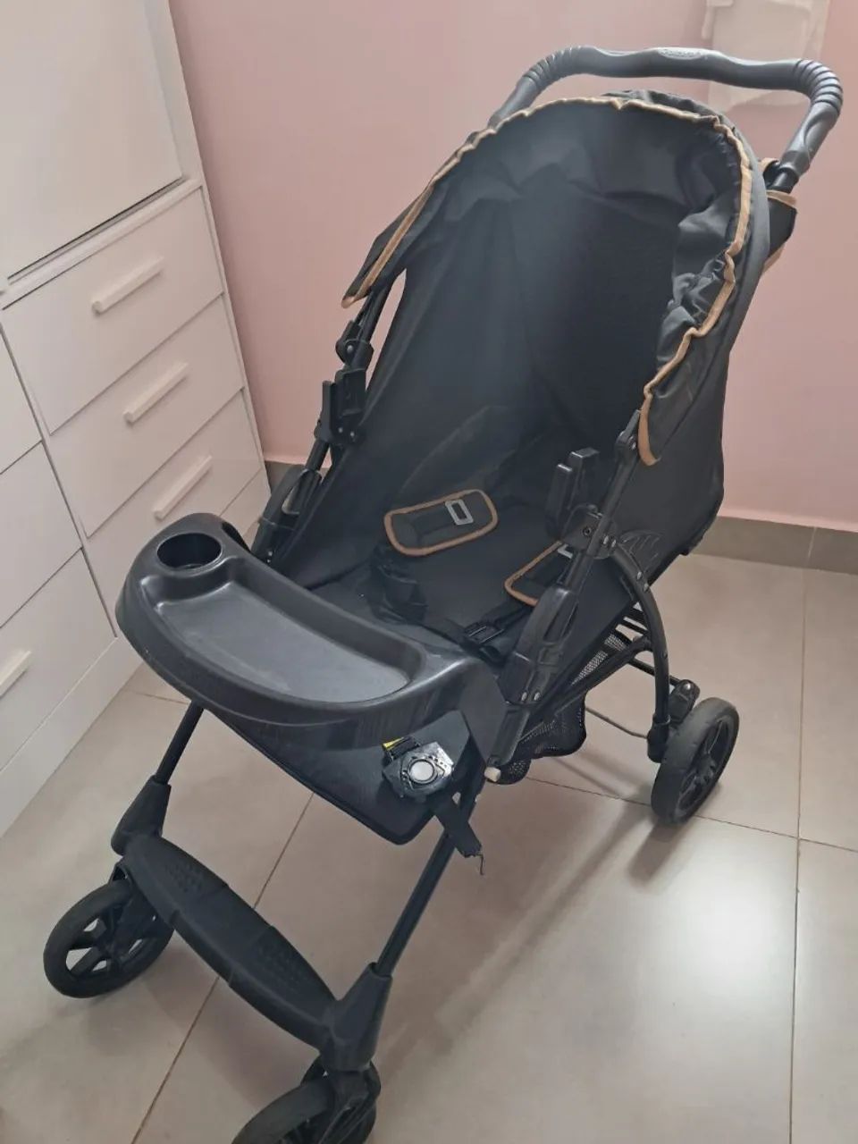 Carrinho galzerano romano com bebê conforto - Foto 3