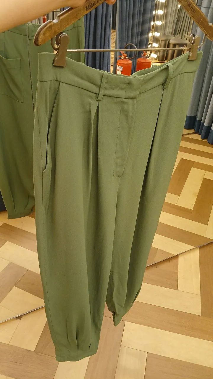 Calça Helena verde BYNV - Foto 5