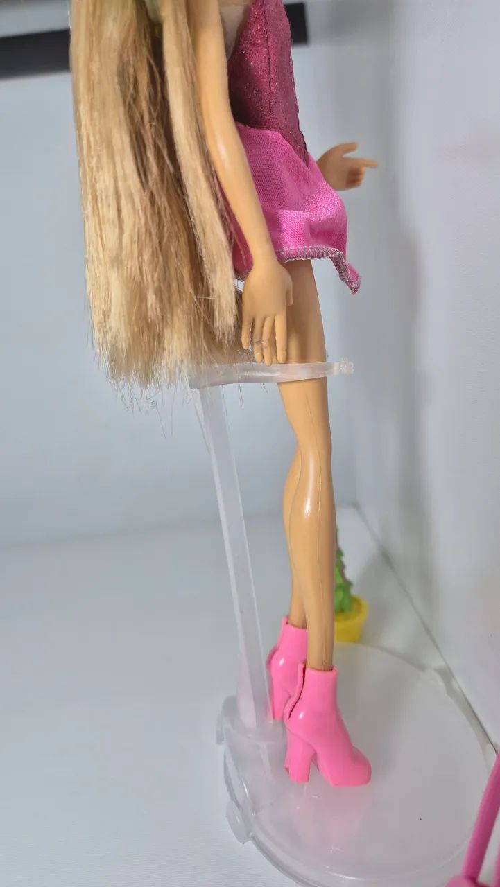 Boneca Flora Winx Mattel - Foto 4