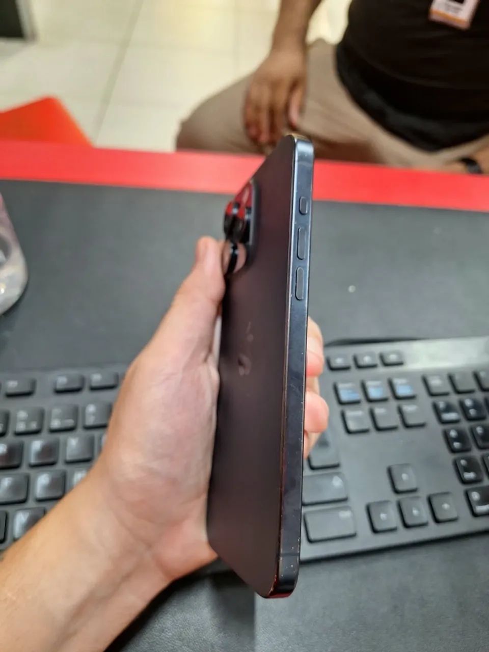 iPhone 15 pro Max 256gb - Foto 2