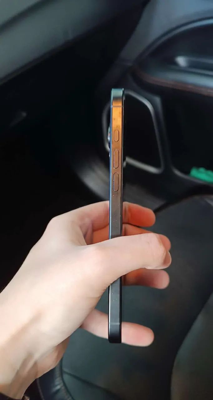 Iphone 16 Pro Max 256GB + Airpods Pro 2 USB-C - Foto 5