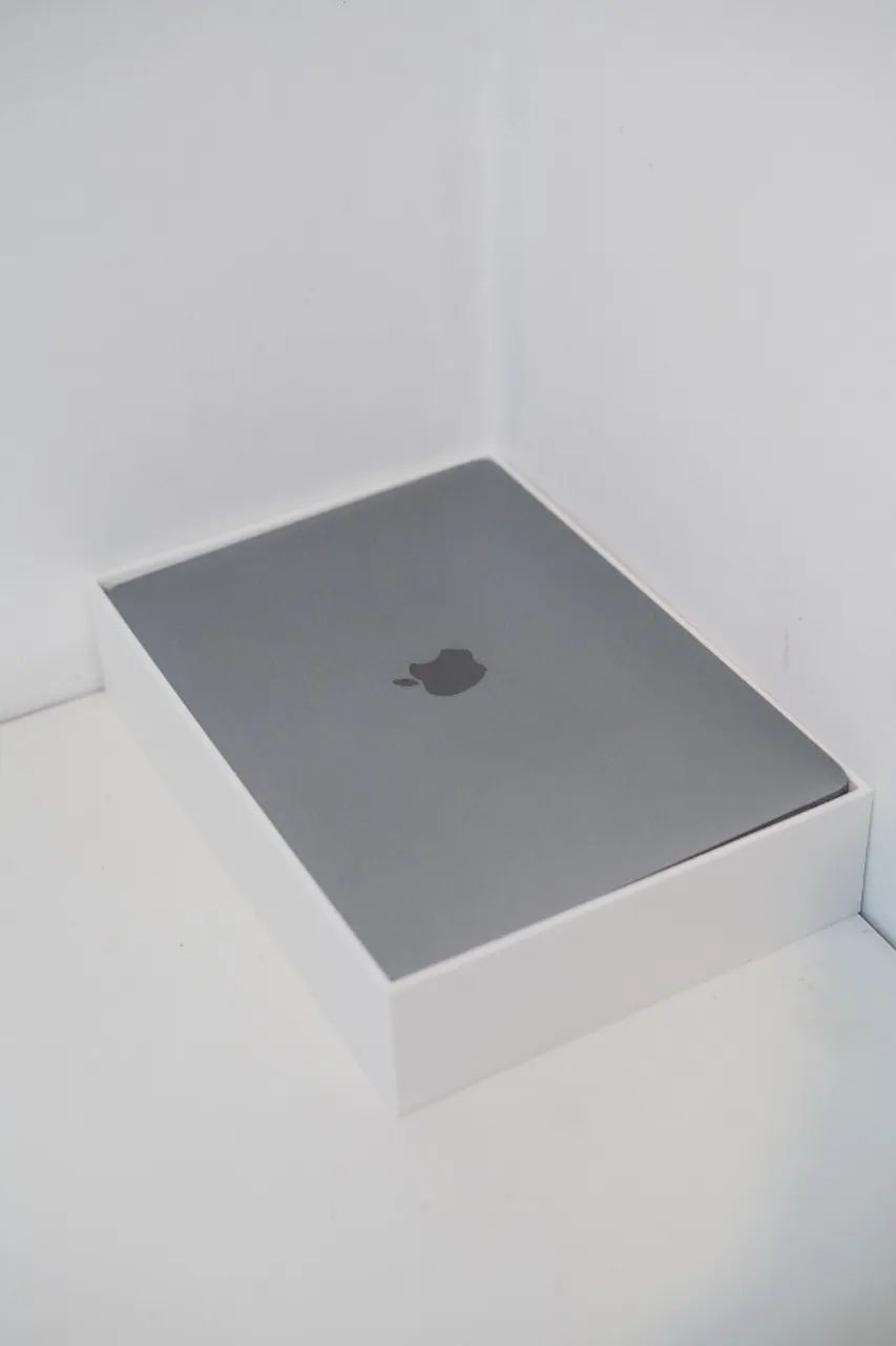 MacBook Air M1 - Caixa NF + Acessórios