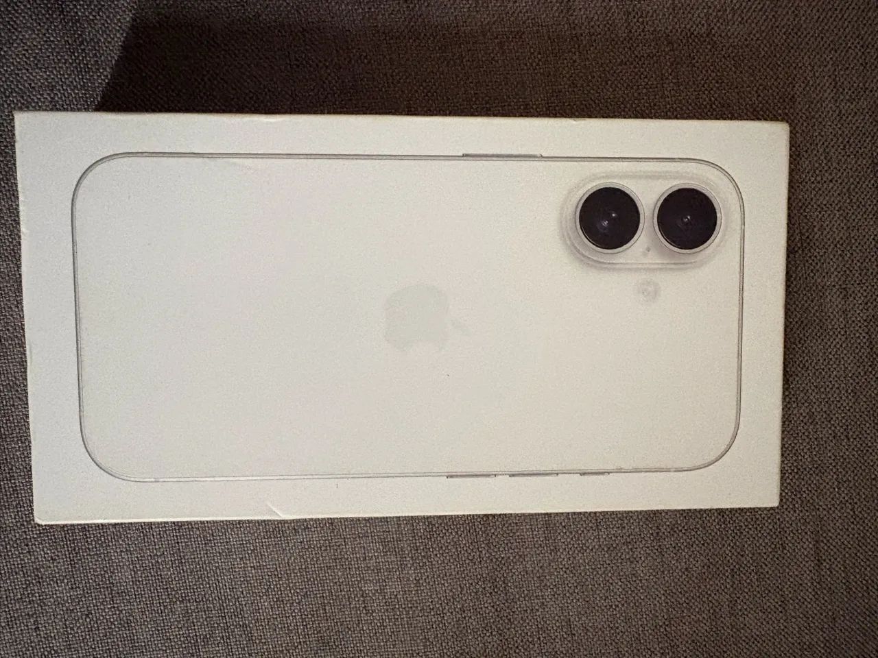 Iphone 16 bateria 92% - Foto 2