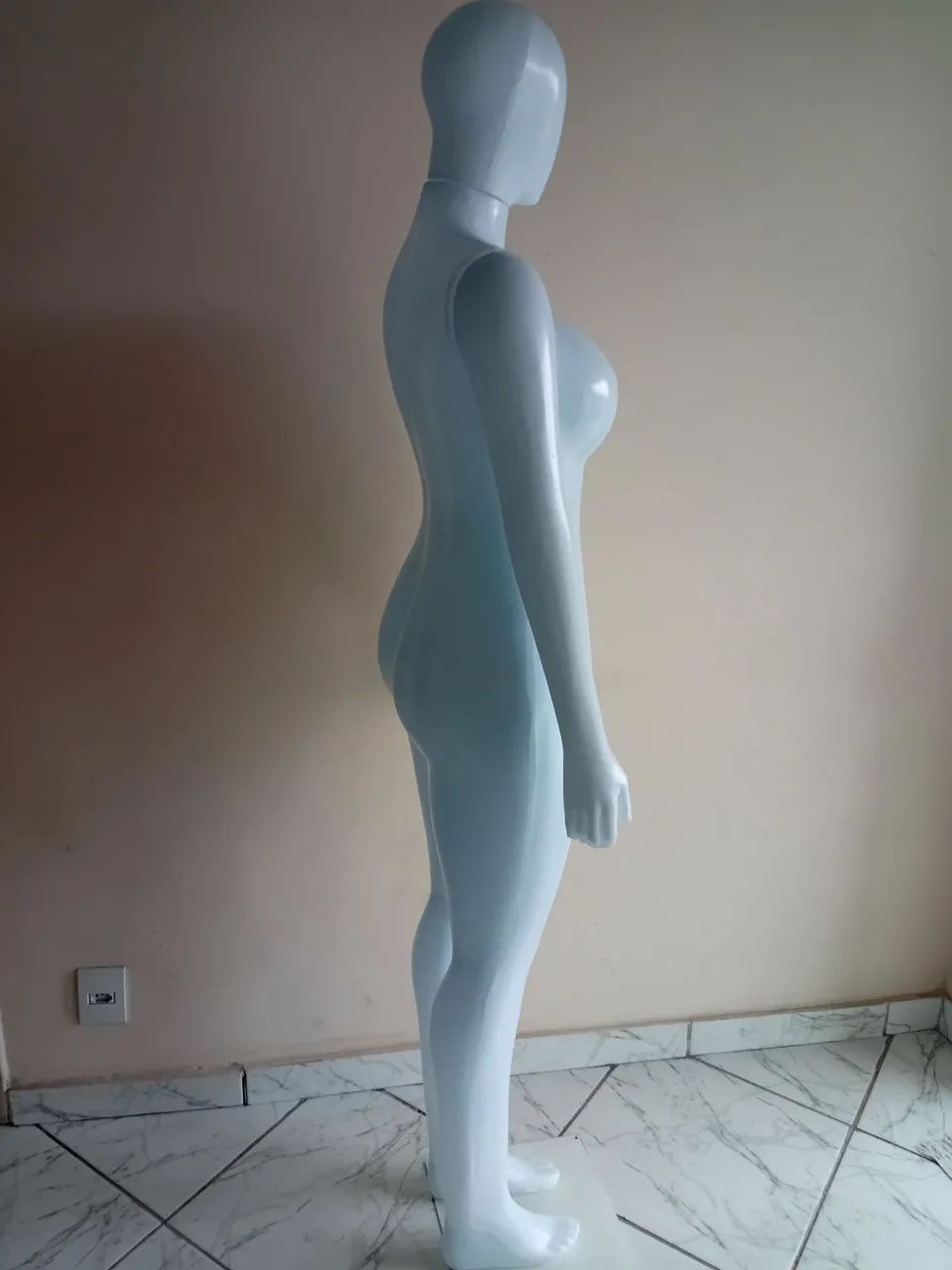Manequim feminino T42/44 - Foto 2
