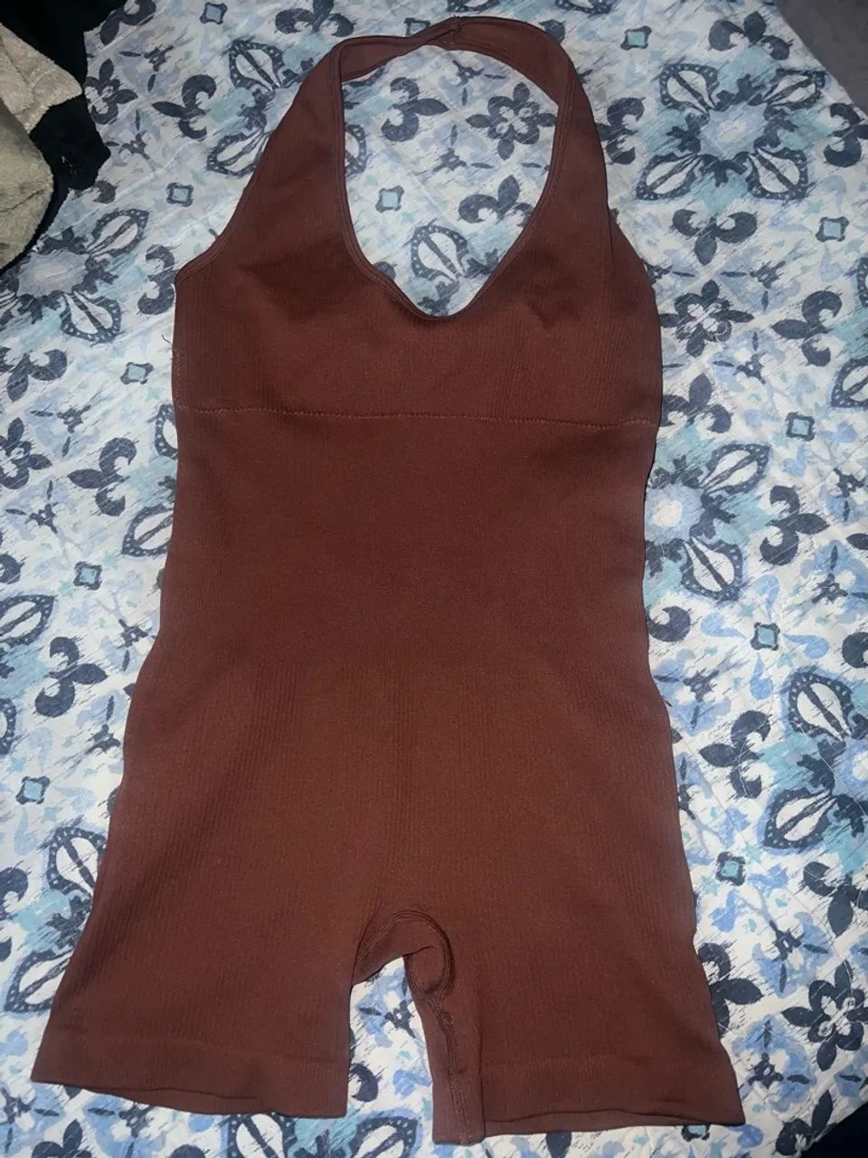 Desapegos de roupas novas e usadas  - Foto 4