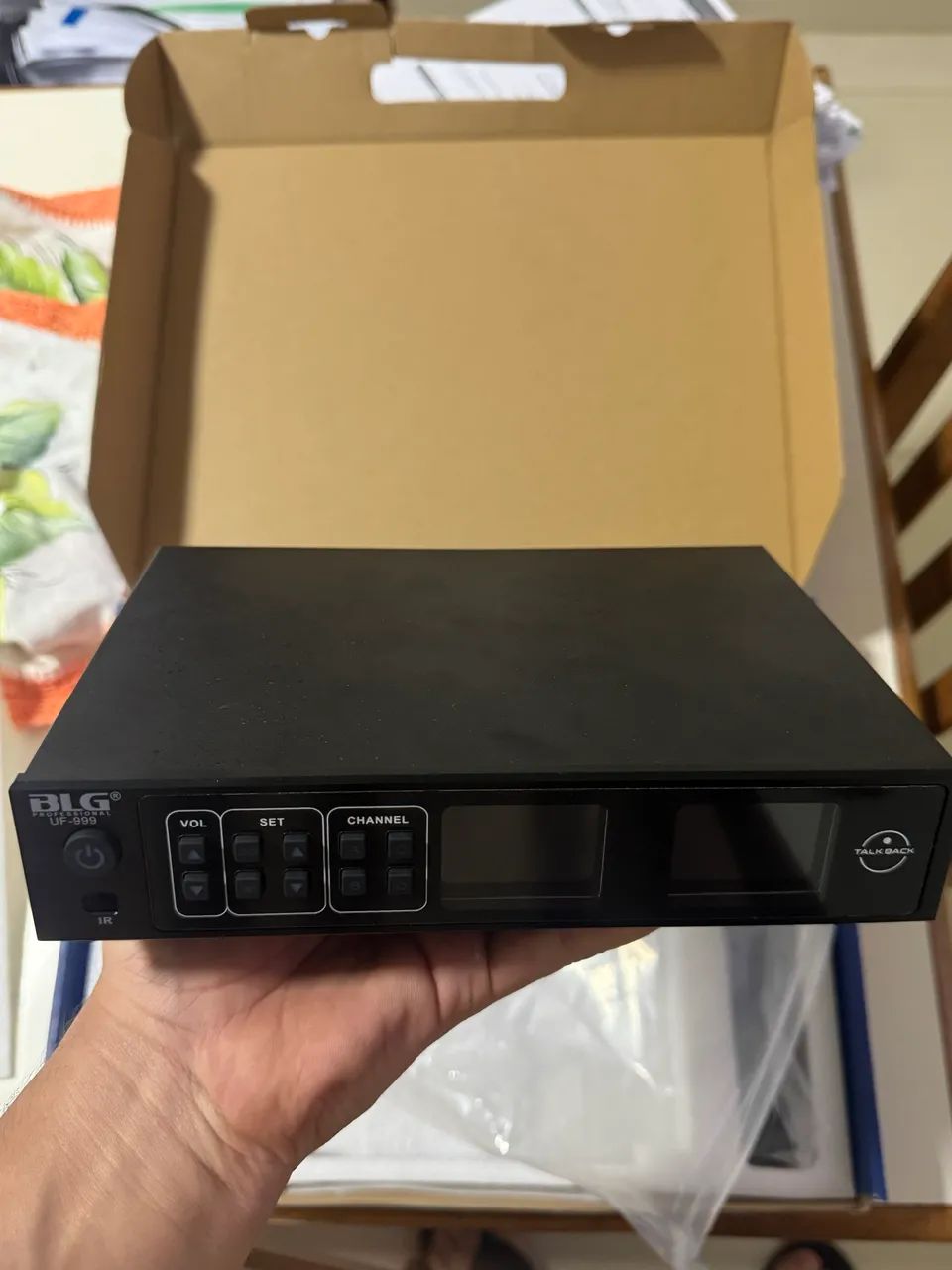 Microfone Sem fio BLG UF - 999 com talkback - Foto 2