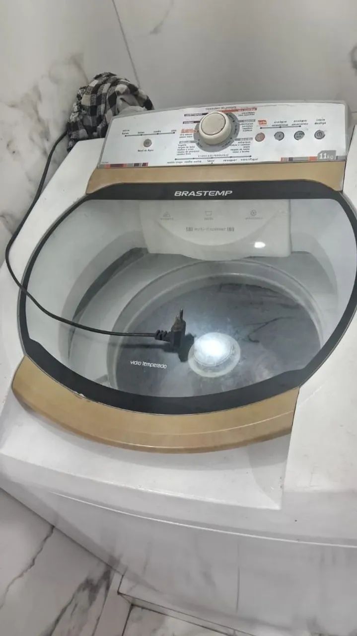 Vendo Máquina com defeito (Retirar rápido) 