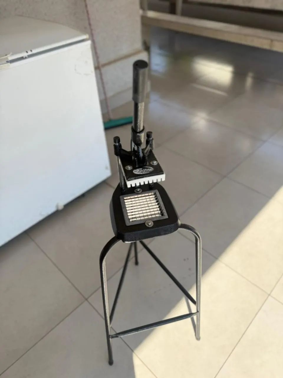 PRENSA MANUAL PARA SUCO DE LARANJA - EXTRATOR DE SUCO - Foto 2