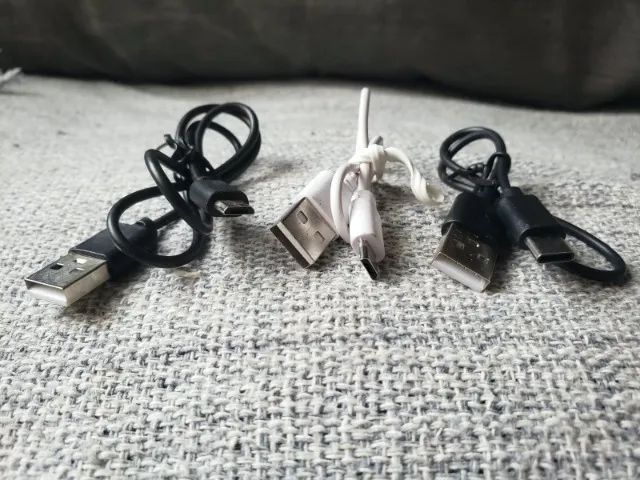 Kit 3 Cabos USB Tipo C E Micro USB V8 Para Celular E Gadgets - Foto 2